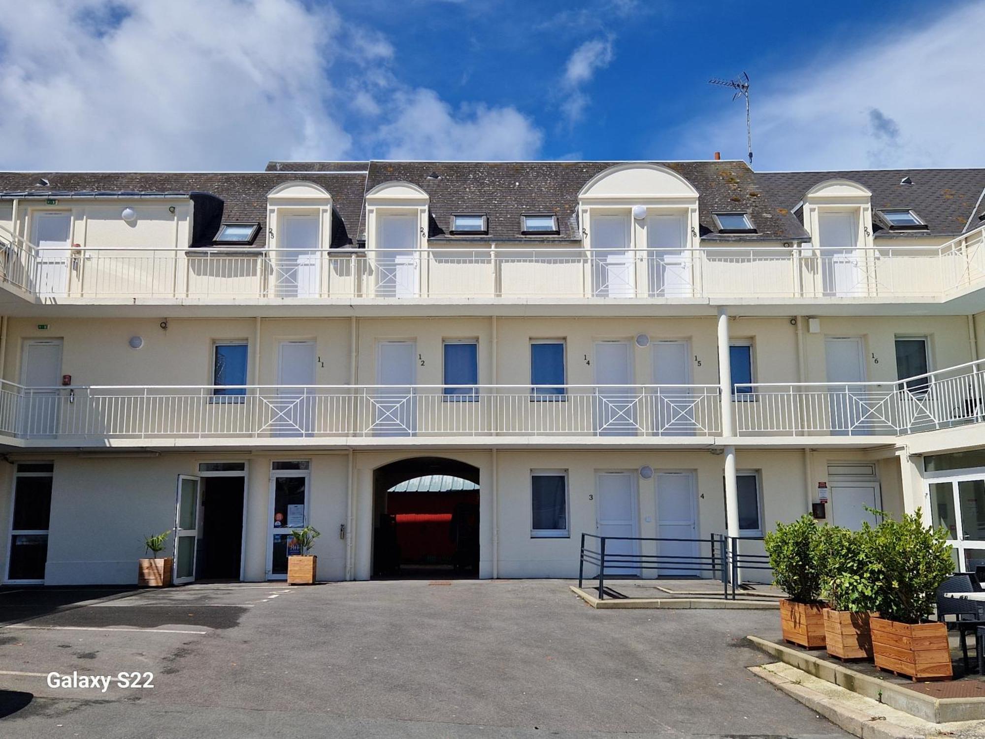 Hotel Eisenhower  Port-en-Bessin-Huppain Buitenkant foto