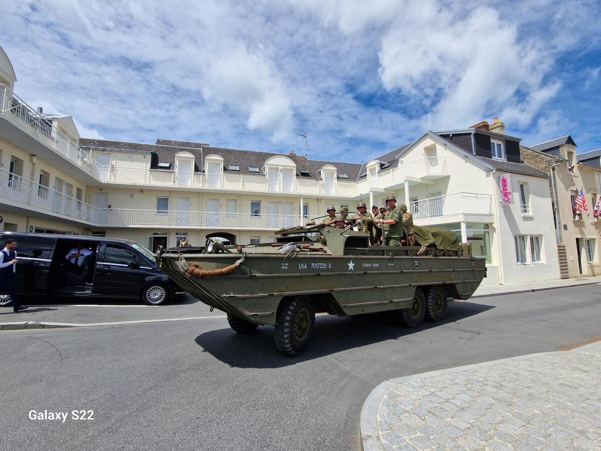 Hotel Eisenhower  Port-en-Bessin-Huppain Buitenkant foto