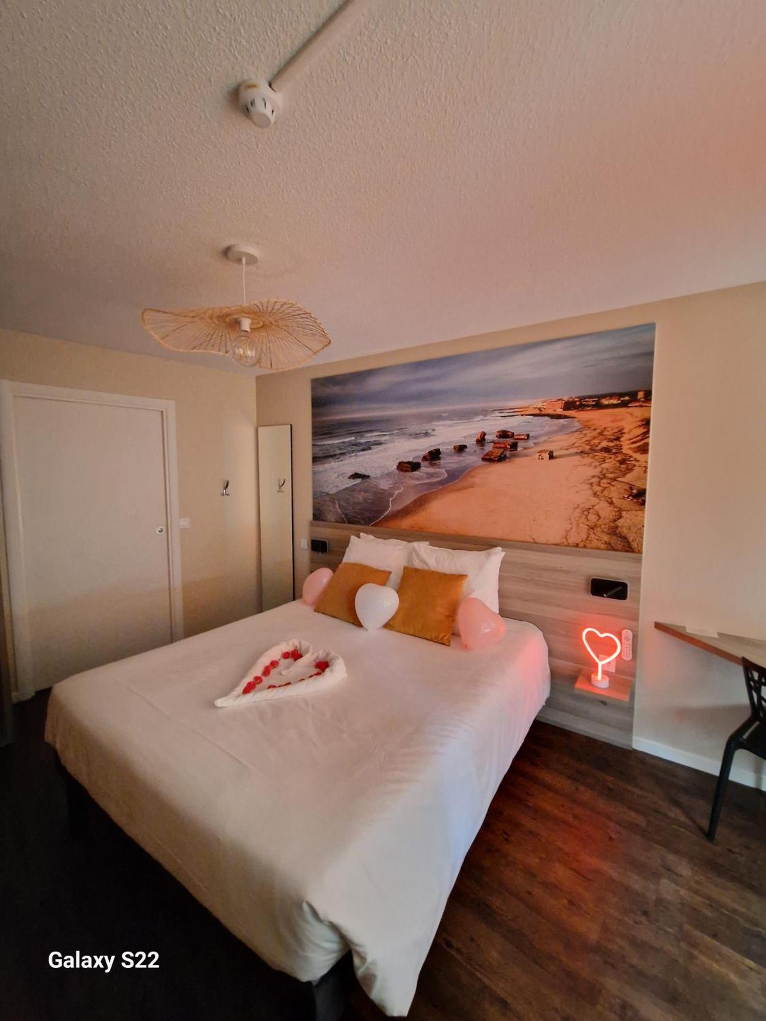Hotel Eisenhower  Port-en-Bessin-Huppain Buitenkant foto