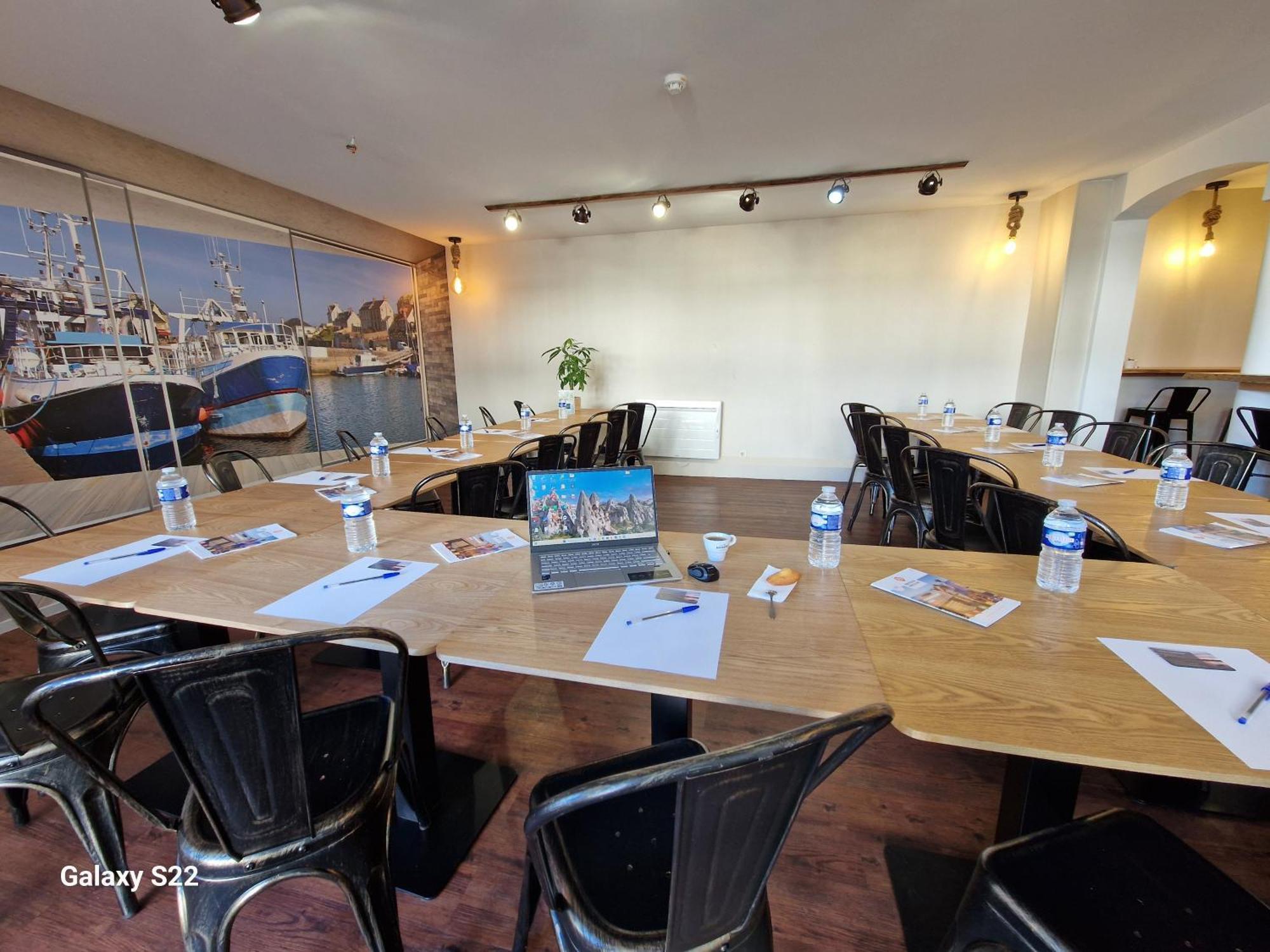 Hotel Eisenhower  Port-en-Bessin-Huppain Buitenkant foto